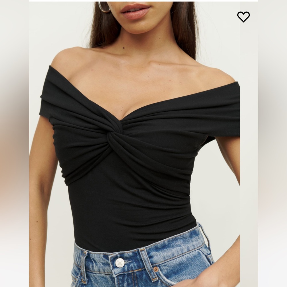 NWT Ezlynn Knit Top in Black size S